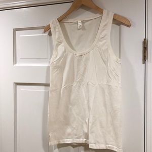 NWOT Banana Republic top